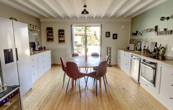Maison de 225 m²