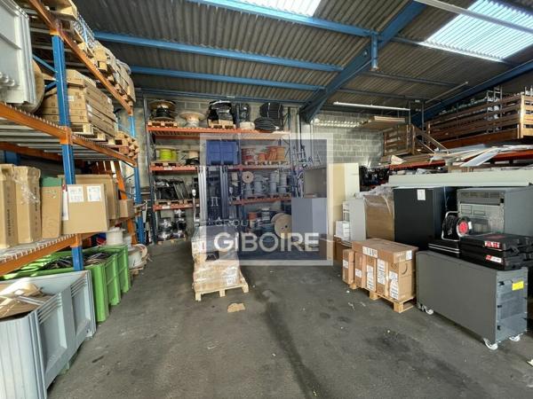 Local d'activites 716 m² à vendre TREILLIERES (réf : 44.019054)