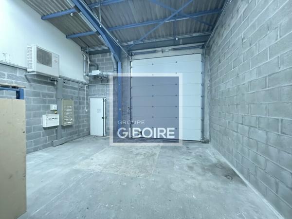 Local d'activites 716 m² à vendre TREILLIERES (réf : 44.019054)