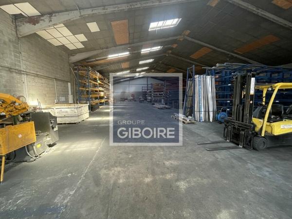Local d'activites 965 m² à louer SAINT-HERBLAIN (réf : 44.019099)