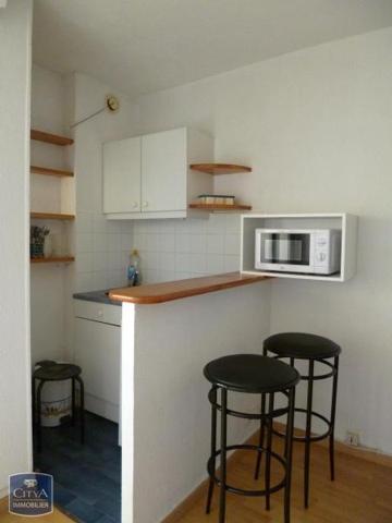 Location appartement Nîmes (30) 1 pièce 19.52m²