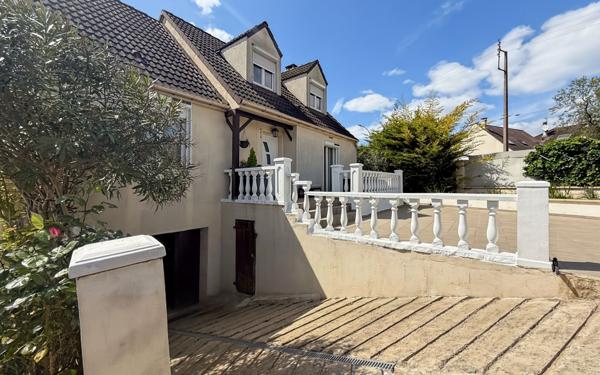 Maison à vendre    5 pièces • 109,78 m2 Argenteuil
