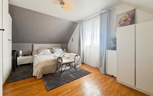 Maison à vendre    5 pièces • 109,78 m2 Argenteuil