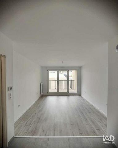 Location appartement 3 pièces 67 m² Reims