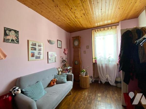 Appartement T4 à Vendre - Secteur Hôpital, Chambéry

Situé dans le quartier recherché de l'Hô...