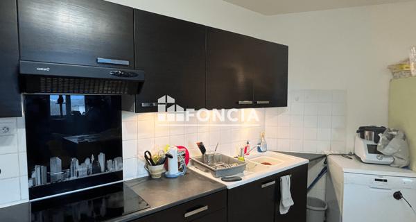 À vendre Appartement 3 pièces 67 m² - Franois 25770
