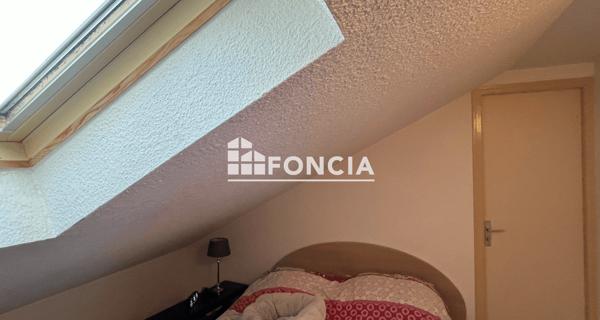 À vendre Appartement 3 pièces 67 m² - Franois 25770