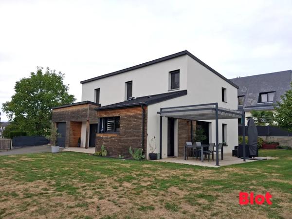 Maison 6 pièce(s)