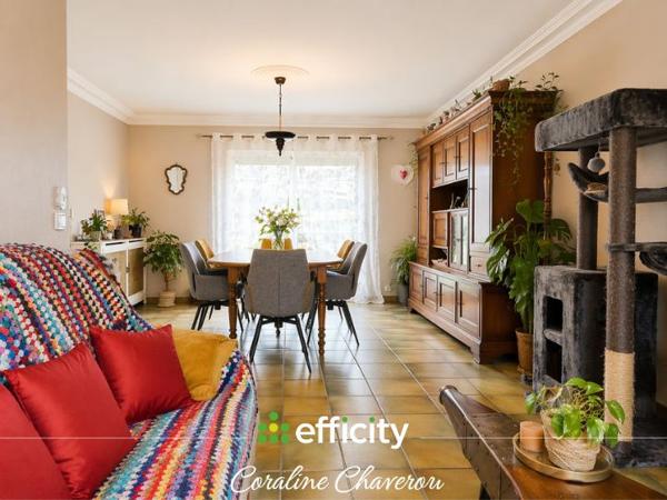 Maison 5 pièces - 82 m²