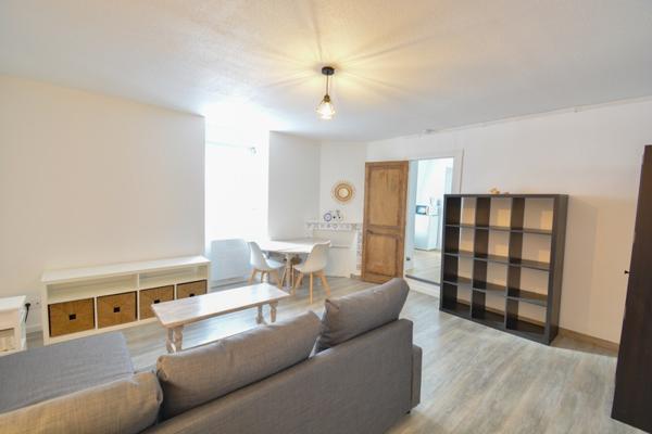 Appartement à louer |  St-Amand-Montrond |  1 pièce | 27 m²