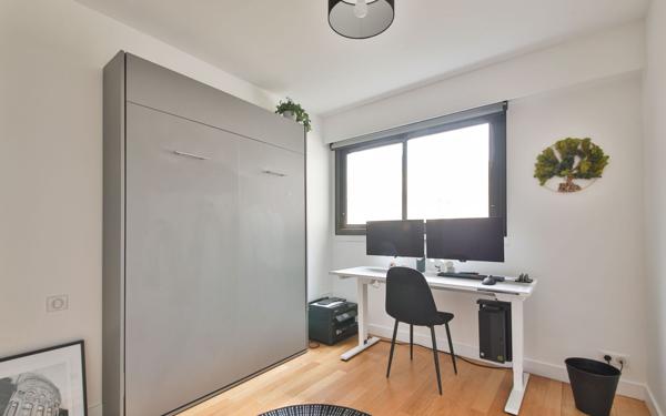 Appartement à vendre    5 pièces • 117 m2 Paris 16