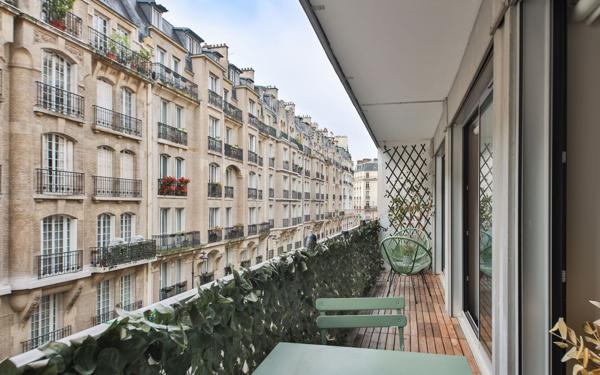 Appartement à vendre    5 pièces • 117 m2 Paris 16