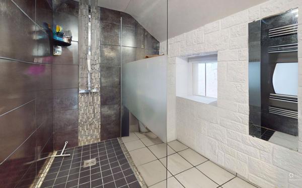 Maison à vendre    4 pièces •  Montrozier