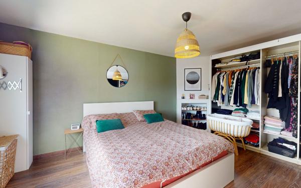 Maison à vendre    4 pièces •  Montrozier