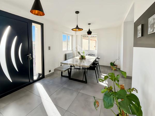 SEPTEMES  LES VALLONS EXCLUSIVITE Rez de villa - 4 pièces de 113m2 avec terrasse et stationnement