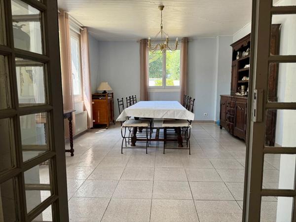 Maison au coeur du village de LOIX à 5 min de l'océan - 5 pièces de 121 m2