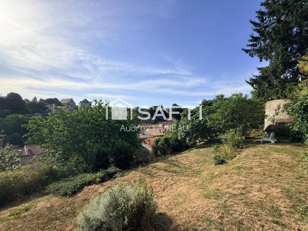 Maison de caractère avec jardin en terrasses