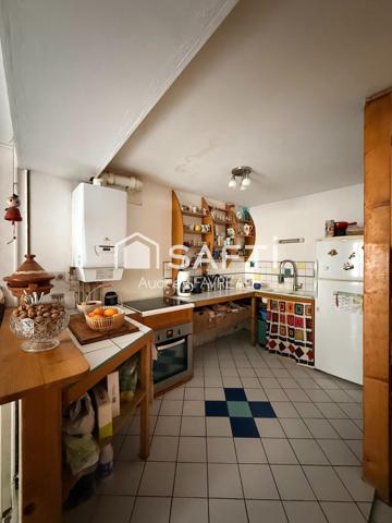 Maison de caractère avec jardin en terrasses