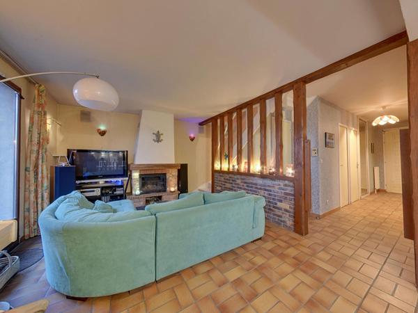 Maison 6 pièces 128 m² hab + 73 m² de sous sol