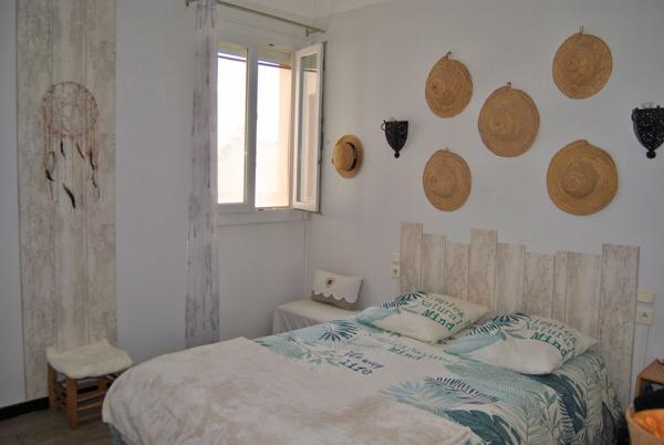 Appartement
         4 pièces
        - 70 m² Exclusivité 78 000 € *