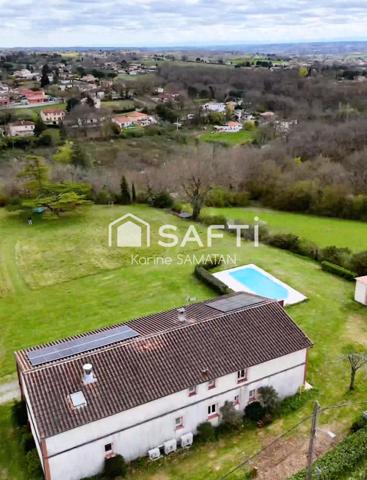 Pechbonnieu – Propriété rare de 270 m² avec grange aménagée, sur 12 000 m² de terrain, vue exceptionnelle sur les Pyrénées, sans vis-à-vis