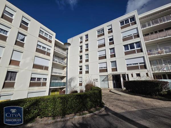 Appartement à louer 2 pièces 46.9m²