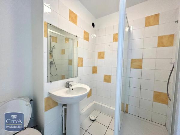 Appartement à louer 2 pièces 46.9m² Firminy (42700)