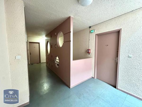 Appartement à louer 2 pièces 46.9m² Firminy (42700)