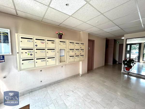 Appartement à louer 2 pièces 46.9m² Firminy (42700)