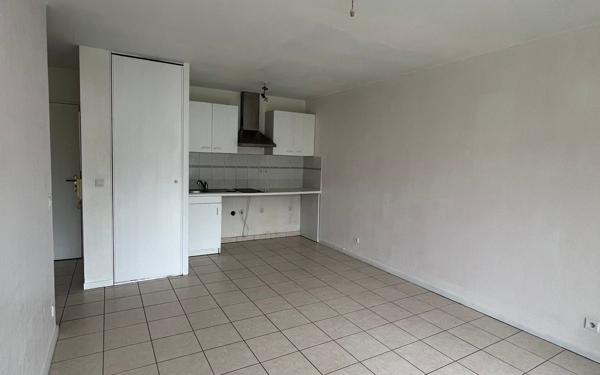 Appartement à vendre    2 pièces • 34 m2 Saint-Pierre-d'Irube