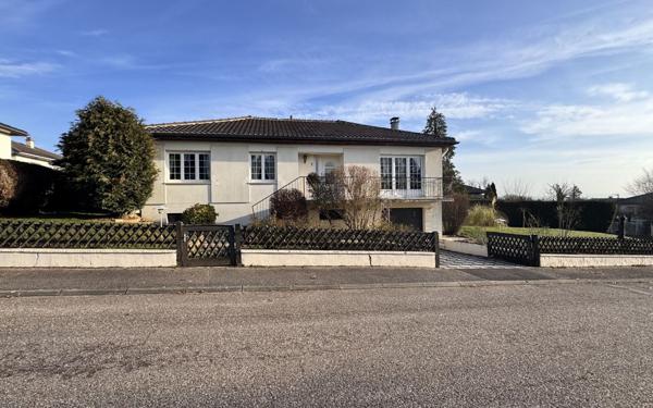 Maison à vendre    5 pièces • 111,56 m2 Silly-sur-Nied