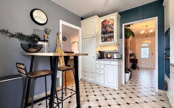 Maison à vendre    5 pièces • 111,56 m2 Silly-sur-Nied