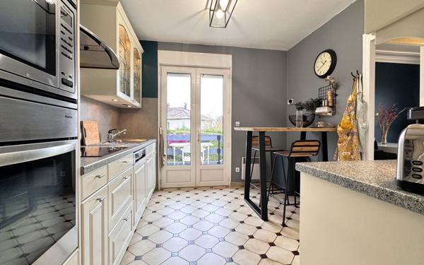Maison à vendre    5 pièces • 111,56 m2 Silly-sur-Nied