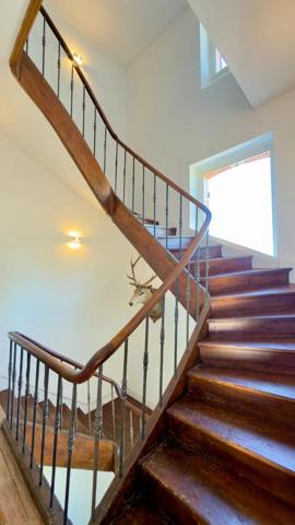 Vente                                                      Propriété
                        
                                         256 m2                     à Villeneuve-sur-Lot
