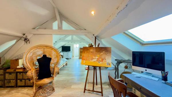Vente                                                      Propriété
                        
                                         256 m2                     à Villeneuve-sur-Lot