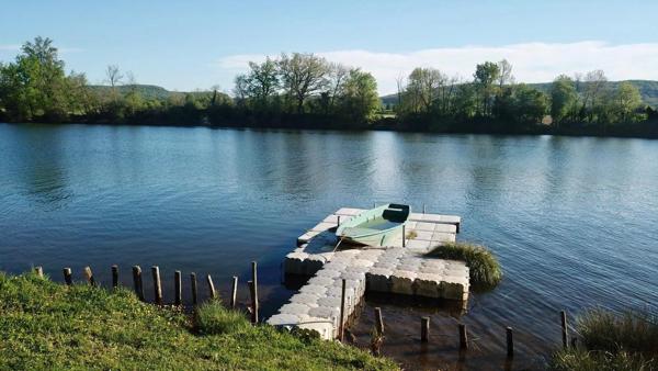 Vente                                                      Propriété
                        
                                         256 m2                     à Villeneuve-sur-Lot