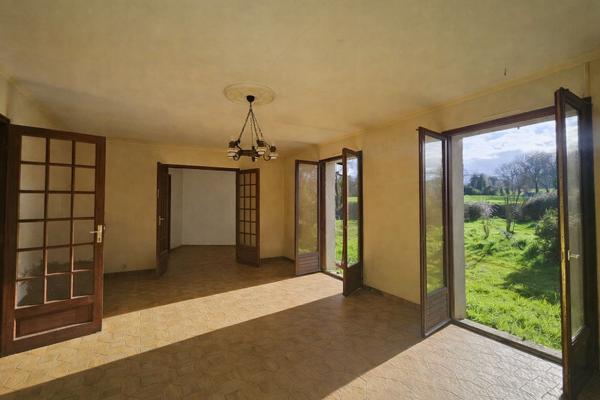 Plouha (22580) Maison T6 avec vie de plain-pied – Calme et nature – 5154m2 de terrain- proche mer et commerces-PLOUHA