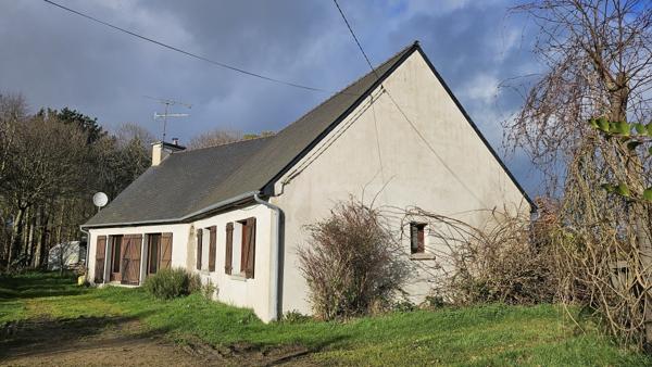 Plouha (22580) Maison T6 avec vie de plain-pied – Calme et nature – 5154m2 de terrain- proche mer et commerces-PLOUHA