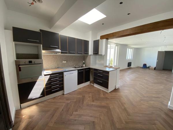 Location Appartement 3 pièces 98 m2 à Laon