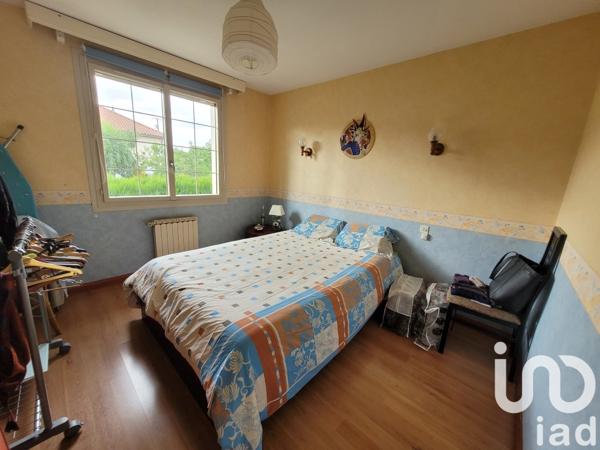 Maison à vendre 5 pièces 118 m² Châtillon-sur-Thouet