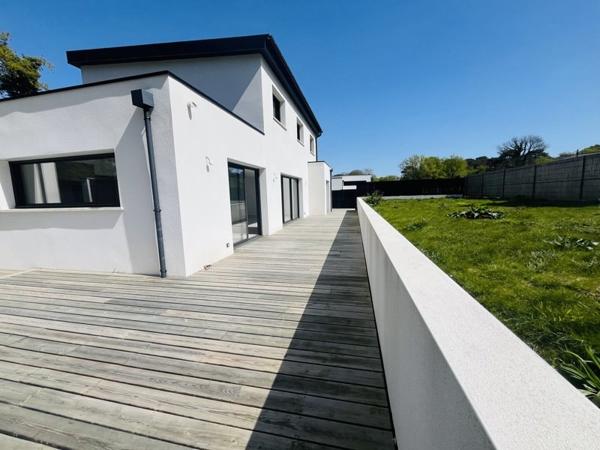 Maison à louer |  Caudan |  5 pièces | 141 m²