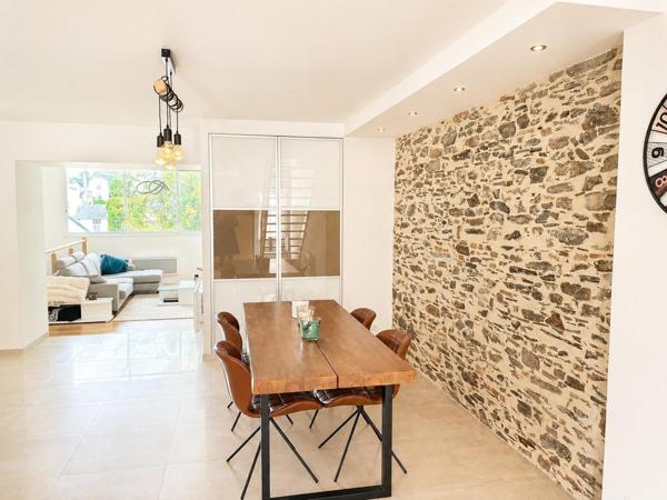 Maison à BEAUPREAU-EN-MAUGES, 49110 - 5 pièces 146m²