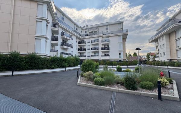 Appartement à vendre    2 pièces •  Drancy