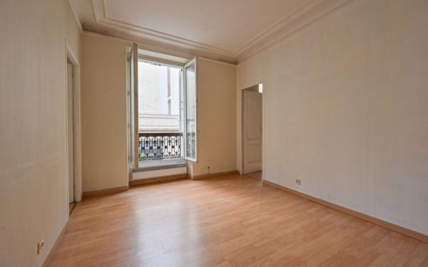 Appartement à vendre    3 pièces • 49 m2 Levallois-Perret