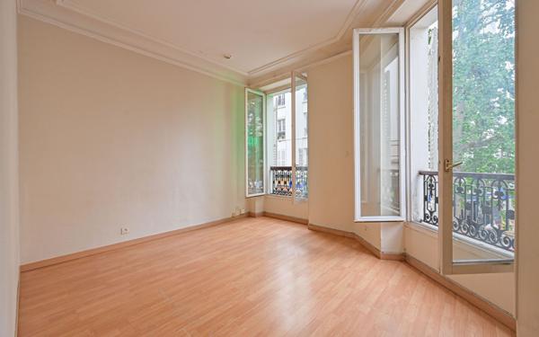 Appartement à vendre    3 pièces • 49 m2 Levallois-Perret