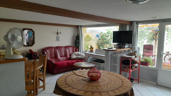 Die (26150) BAISSE DE PRIX IMPORTANTE DE !!!! Maison avec jardin et garage 26150 Die