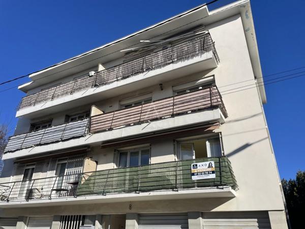 Appartement T3 avec grand balcon, garage et cave
