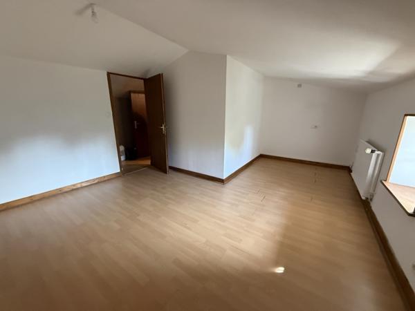 Maison à louer 690 € CC Fontivillié 5 p 136 m² DPE