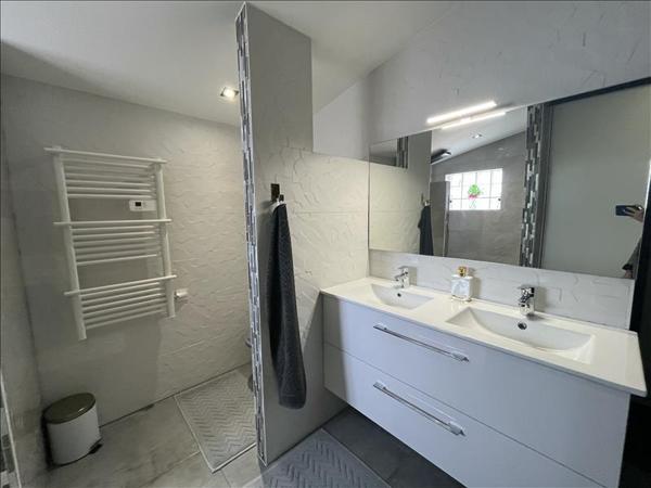 Maison à vendre |  Montluçon |  4 pièces | 130 m²