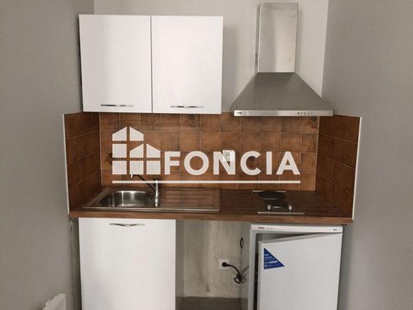 Location Studio 23.85 m² - 18 RUE PUITS DU SAUMON Agen 47000